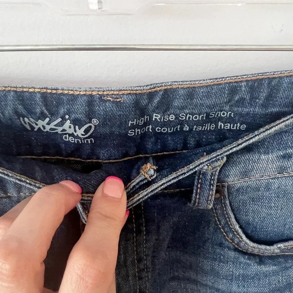 Patriotic Jean Shorts - Picture 3 of 3